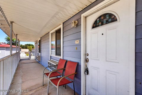 Condo For Rent - 1664 Beach Boulevard<br/> Biloxi, MS 39531