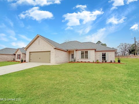 Homes For Sale - 204 Anderson Oaks Drive<br/> Pearl, MS 39208