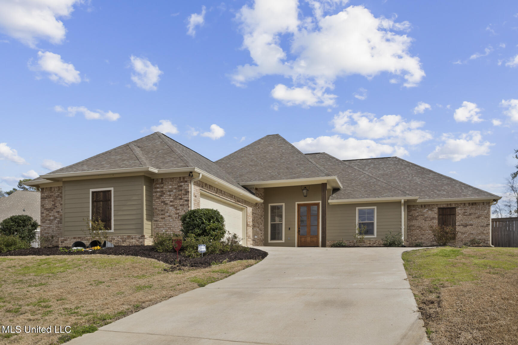 258 Reservoir Way, Brandon, Mississippi image 2