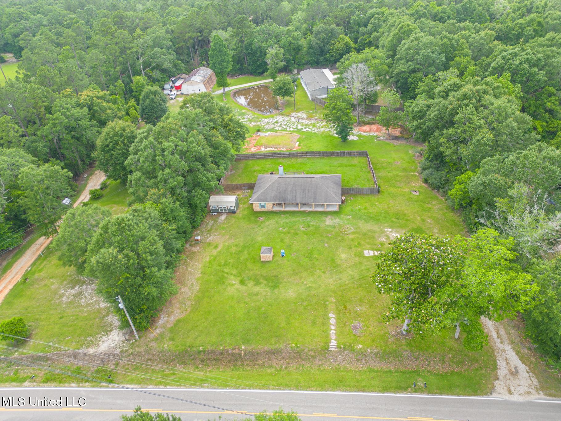 21783 Yankee Town Road, Saucier, Mississippi image 29