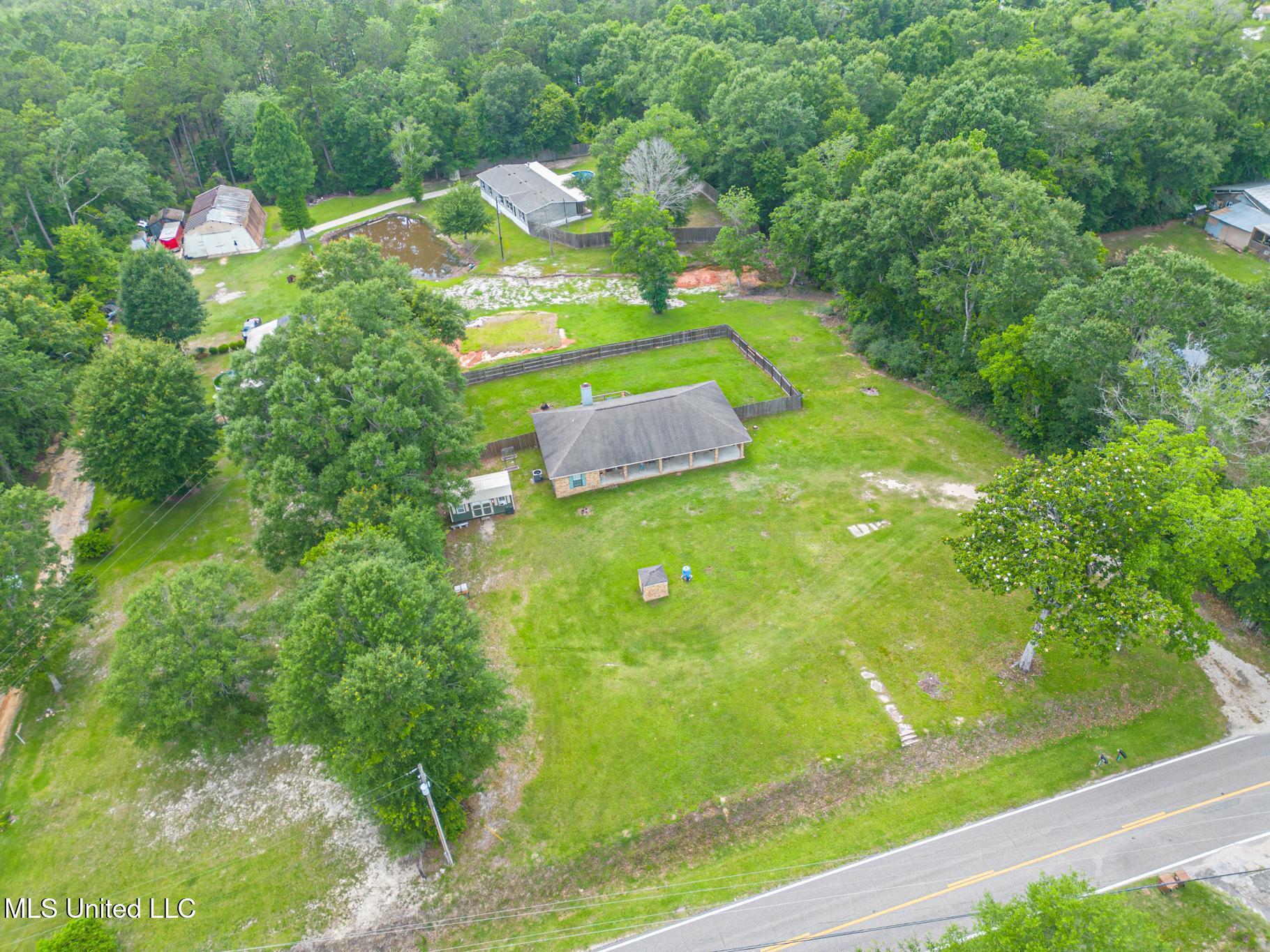 21783 Yankee Town Road, Saucier, Mississippi image 28