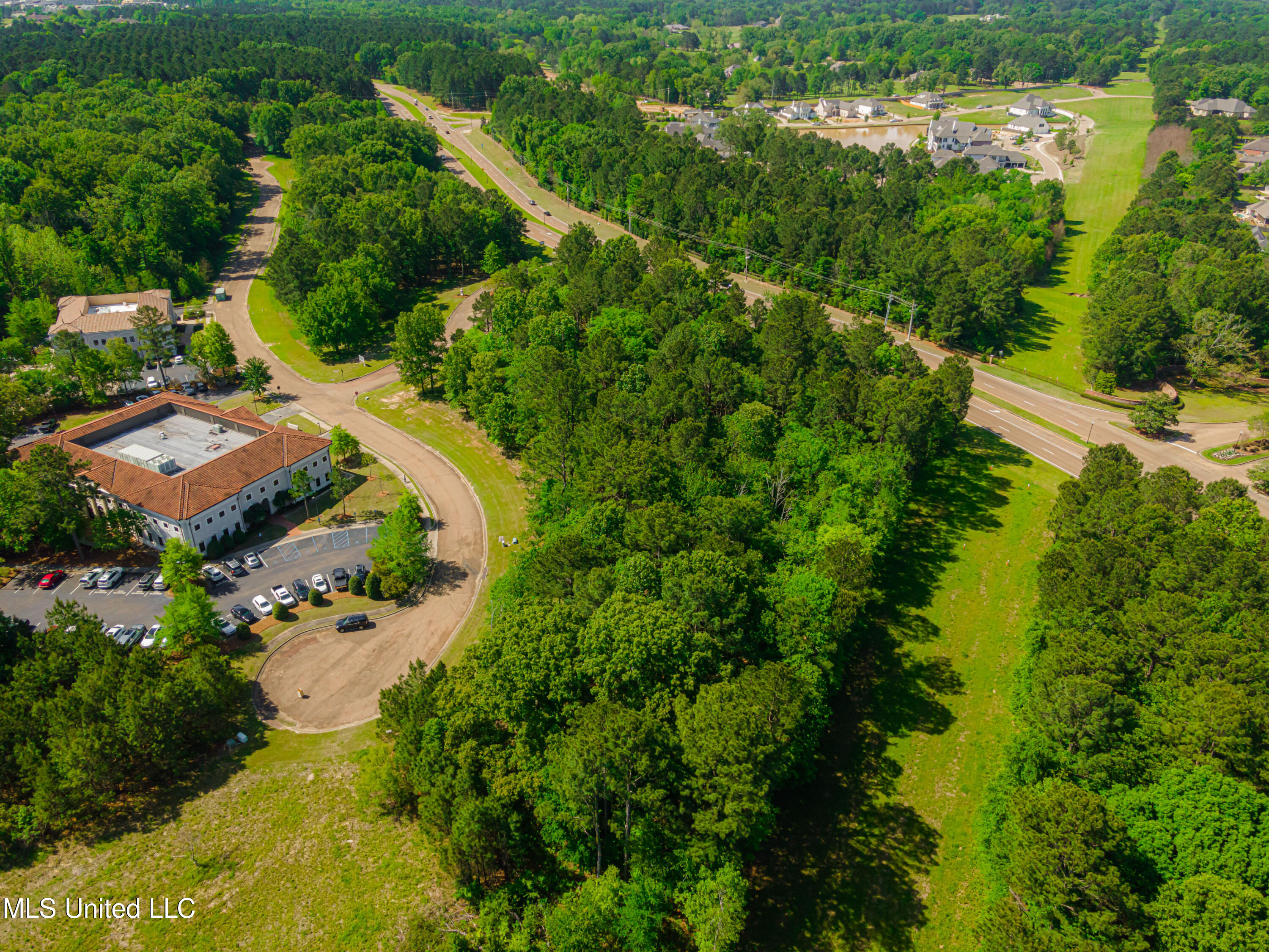 Highland Colony Parkway, Madison, Mississippi image 17