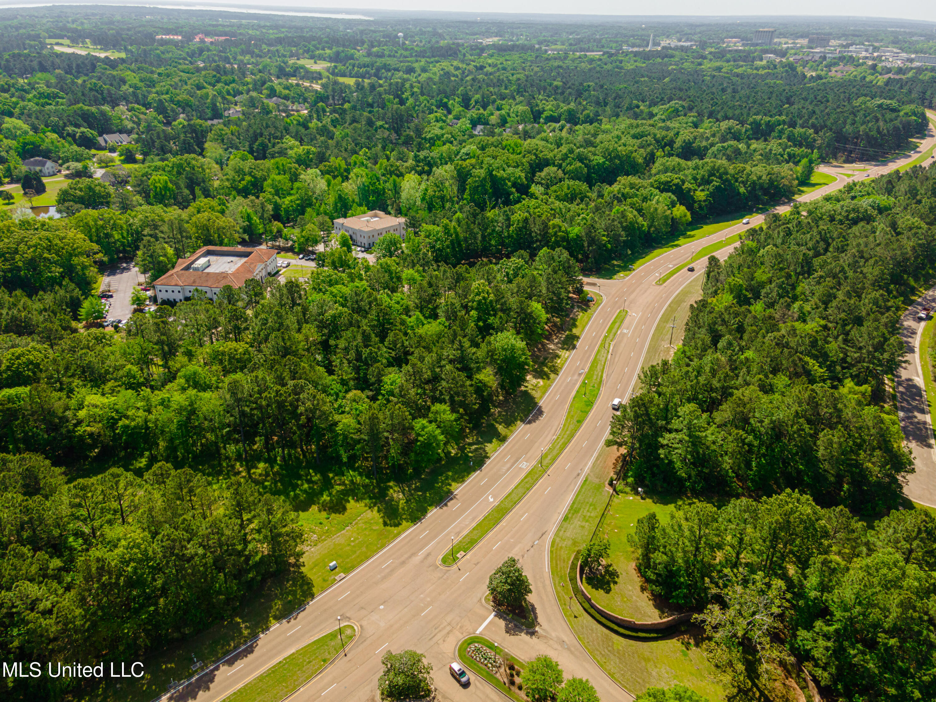 Highland Colony Parkway, Madison, Mississippi image 6