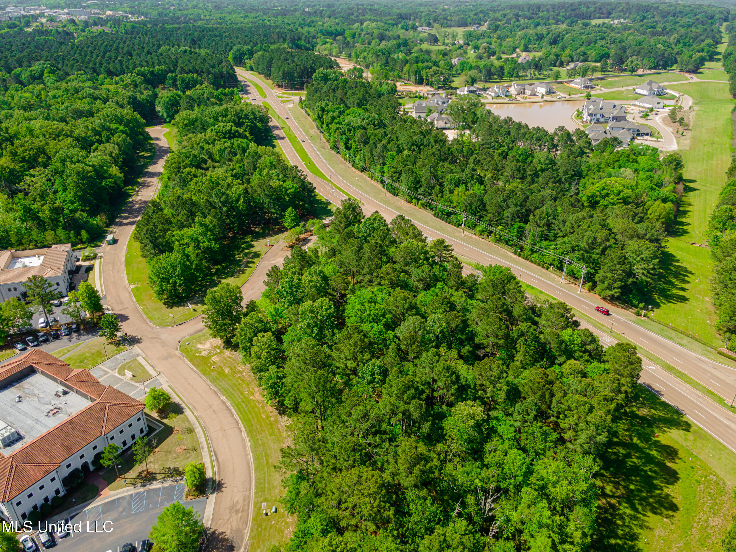 Highland Colony Parkway, Madison, Mississippi image 7