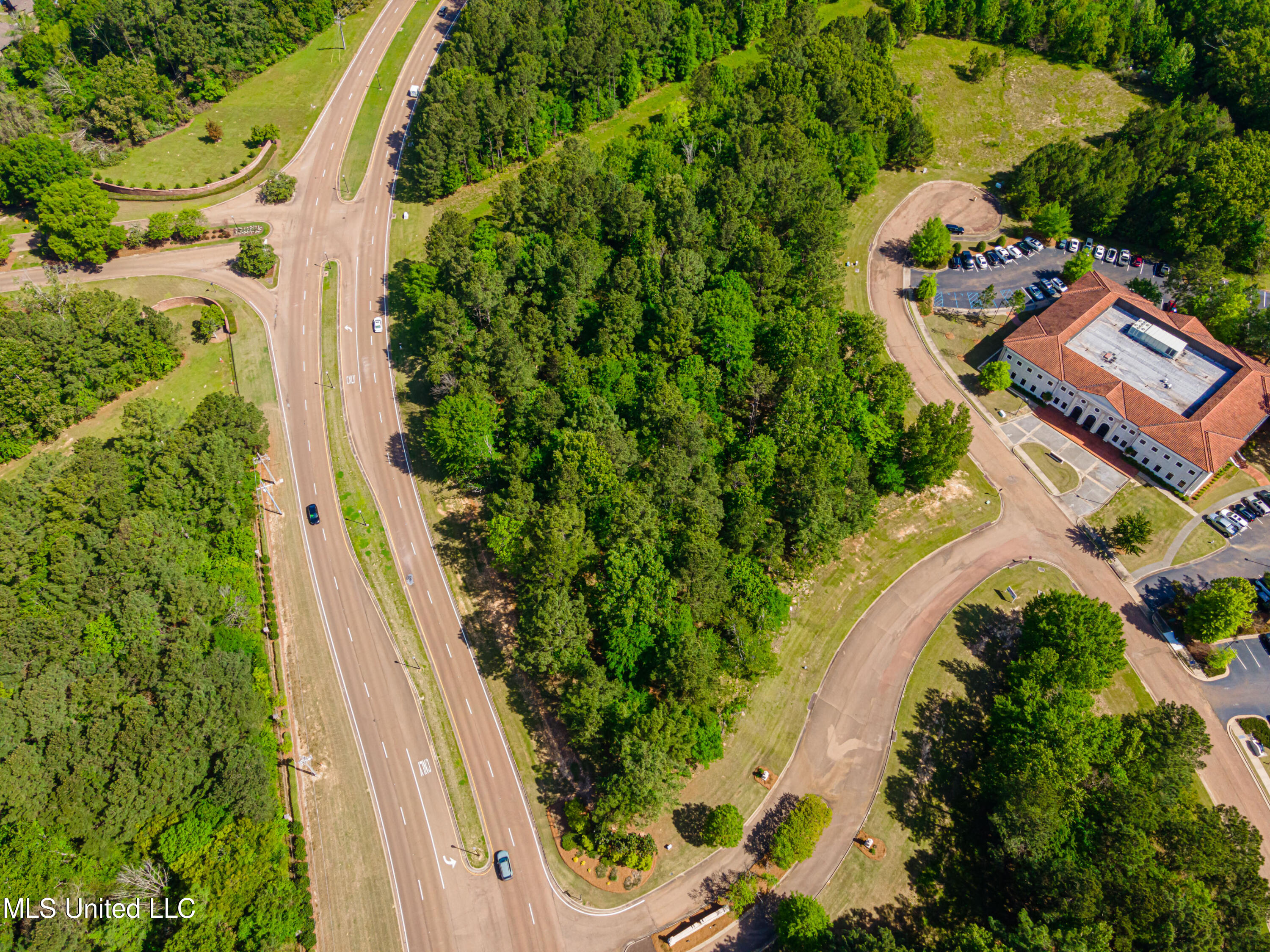 Highland Colony Parkway, Madison, Mississippi image 11