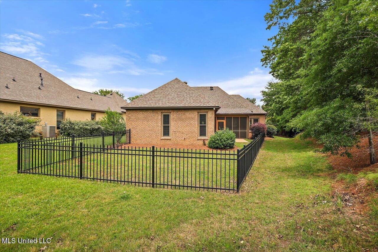 407 Belle Pointe Lane, Madison, Mississippi image 36