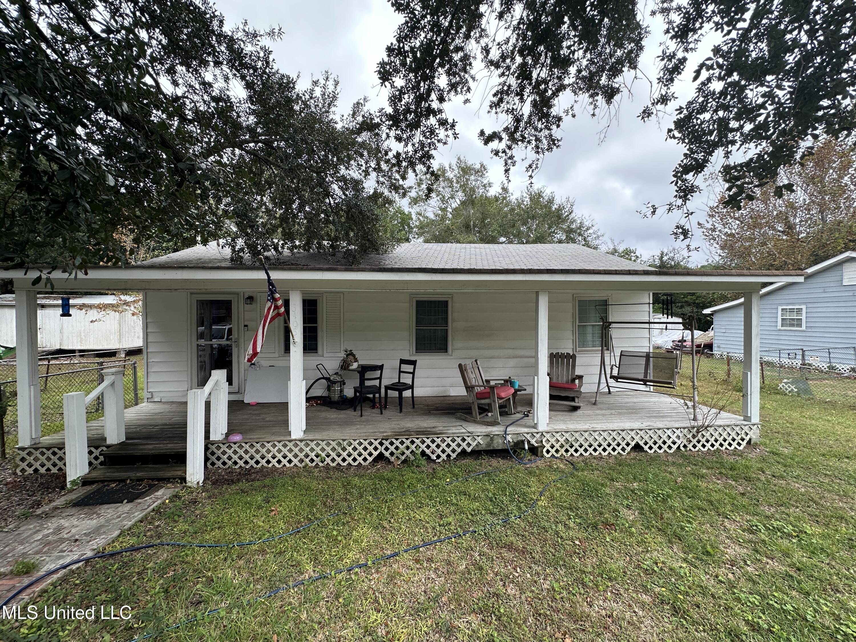 3403 Douglas Avenue, Pascagoula, Mississippi image 1