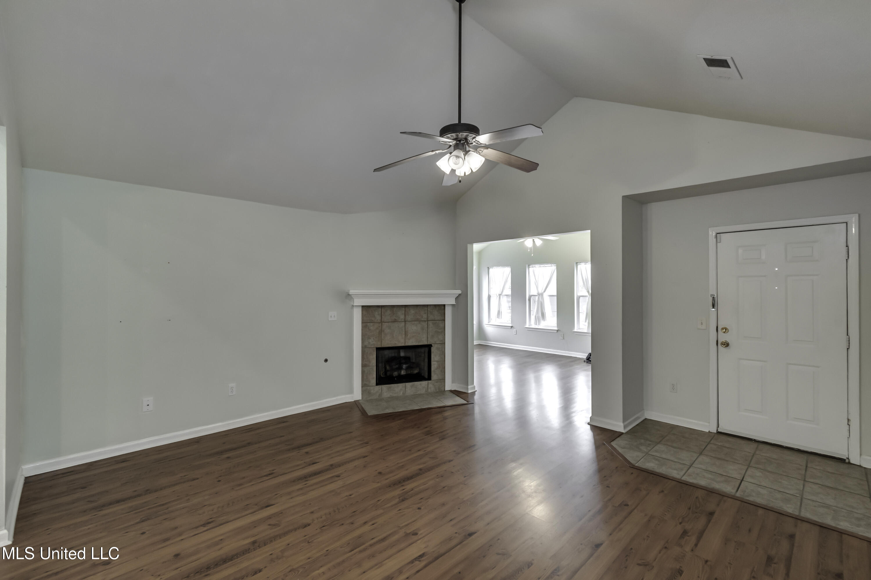 Ridgeland, Mississippi 39157, United States, 2 Bedrooms Bedrooms, ,2 BathroomsBathrooms,Residential,Active,248192