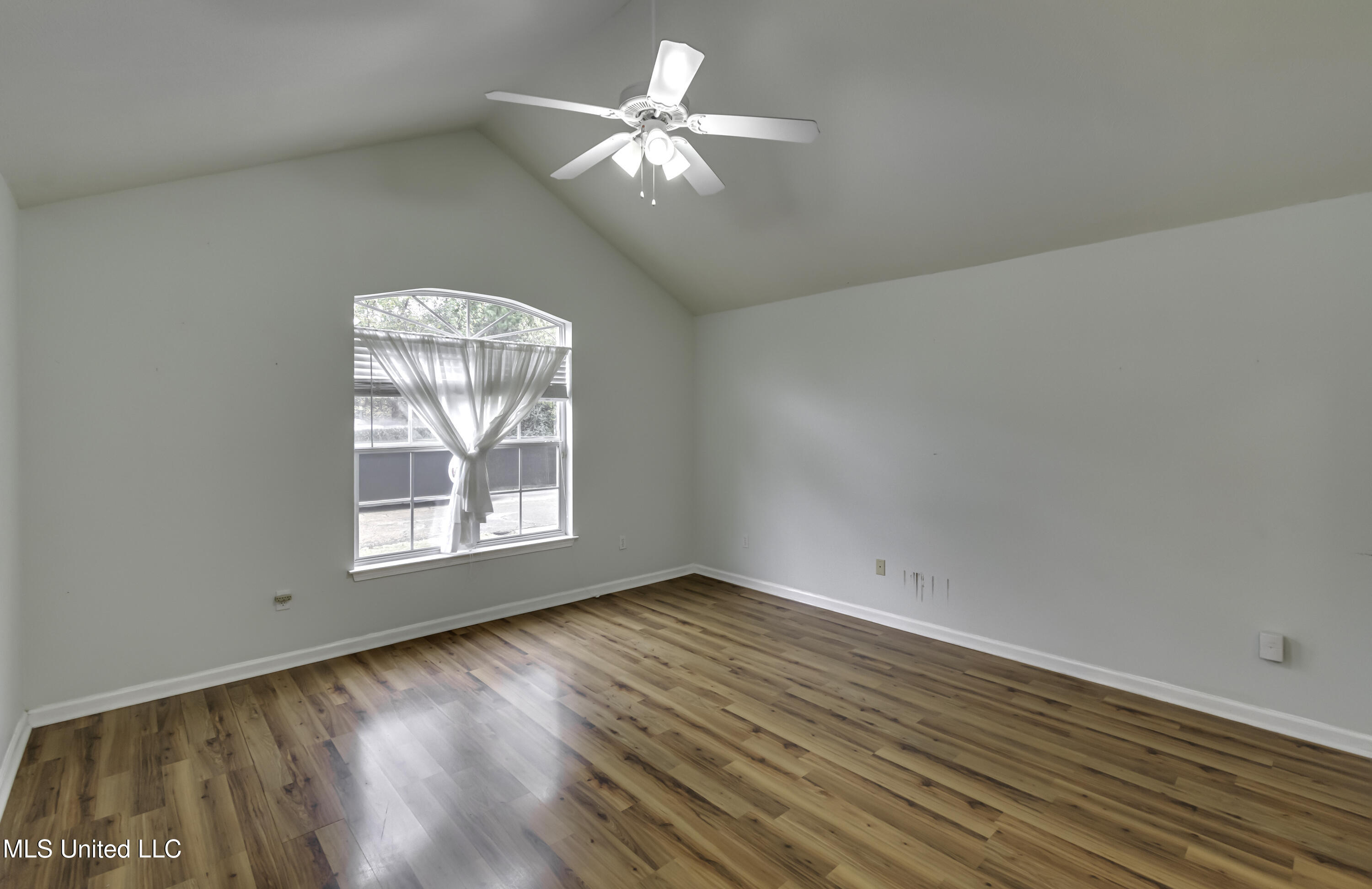 Ridgeland, Mississippi 39157, United States, 2 Bedrooms Bedrooms, ,2 BathroomsBathrooms,Residential,Active,248192