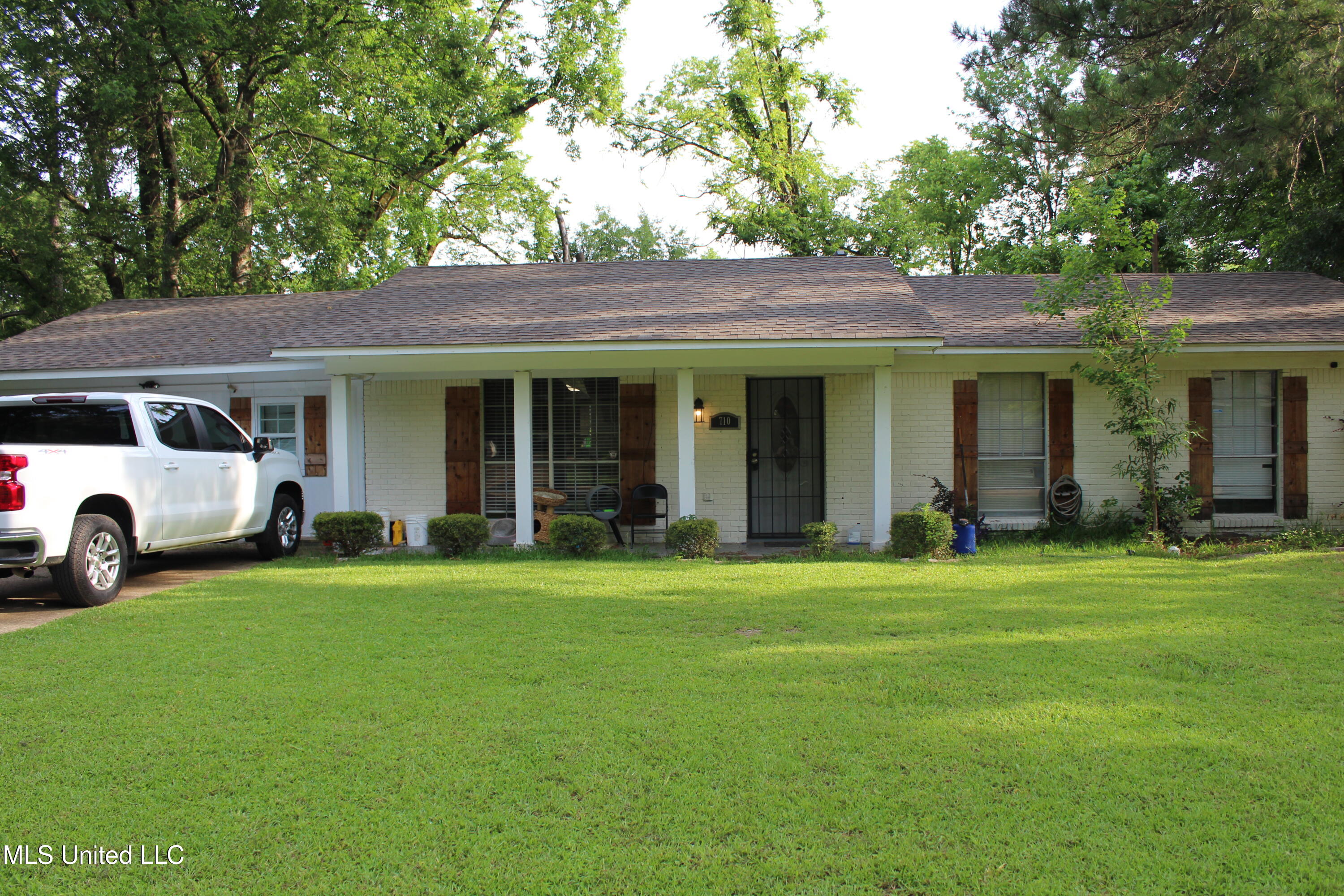 710 Benning Road, Jackson, Mississippi image 2