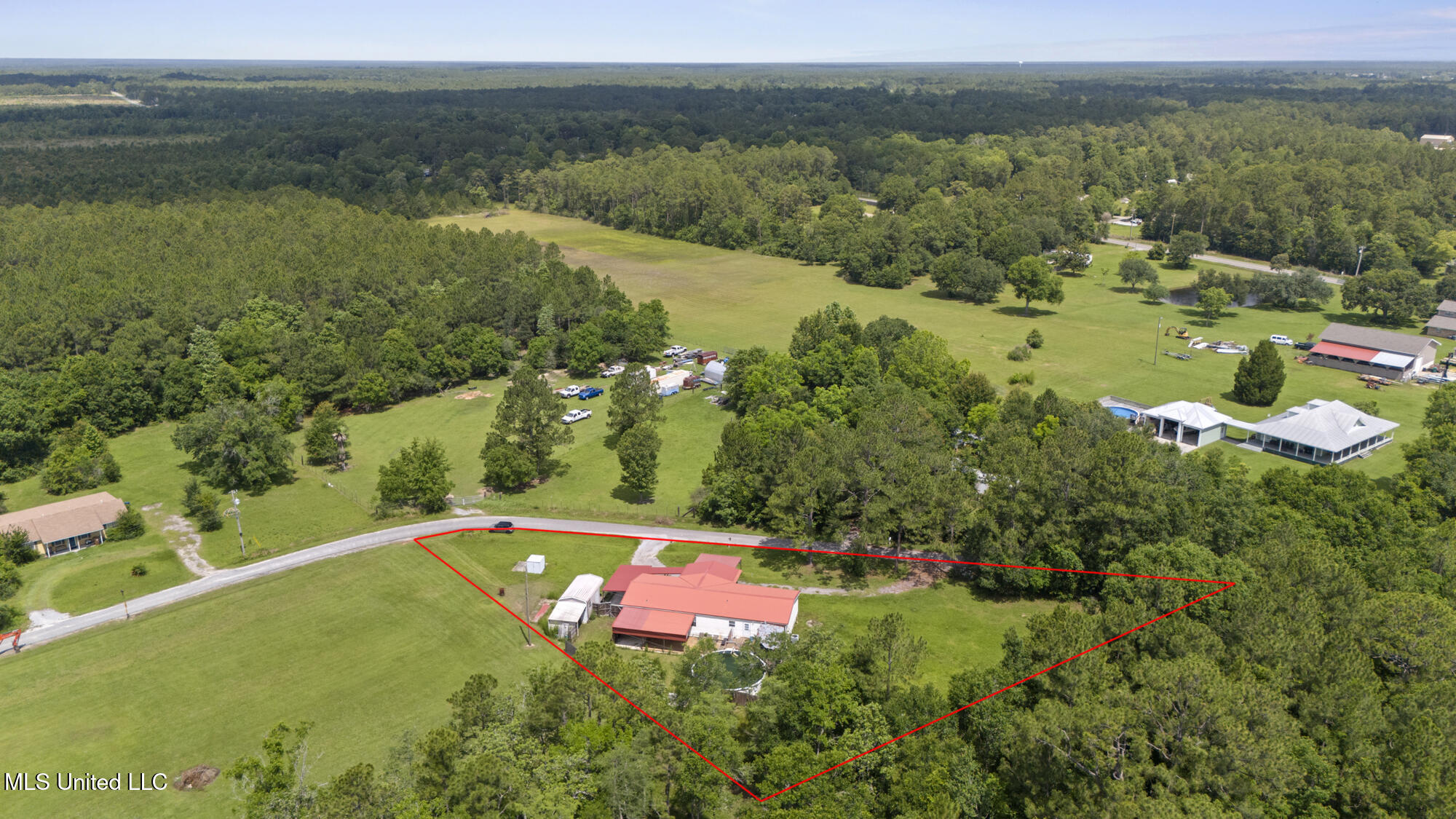 10376 S Bayou Bernard Road, Gulfport, Mississippi image 42