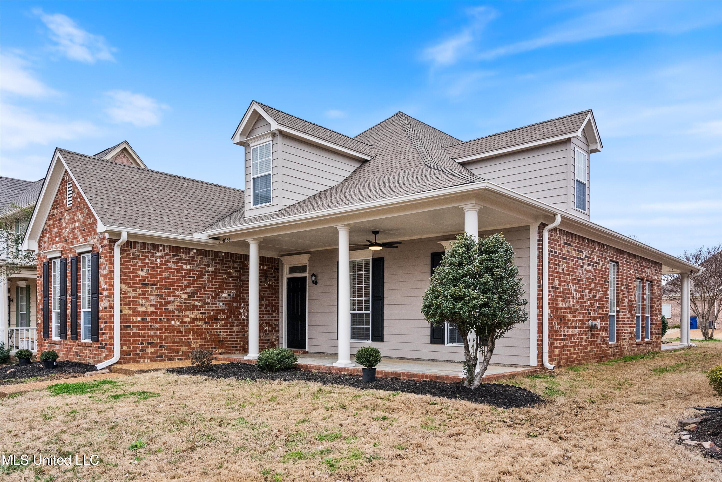 4854 Stone Cross Drive, Olive Branch, Mississippi image 2