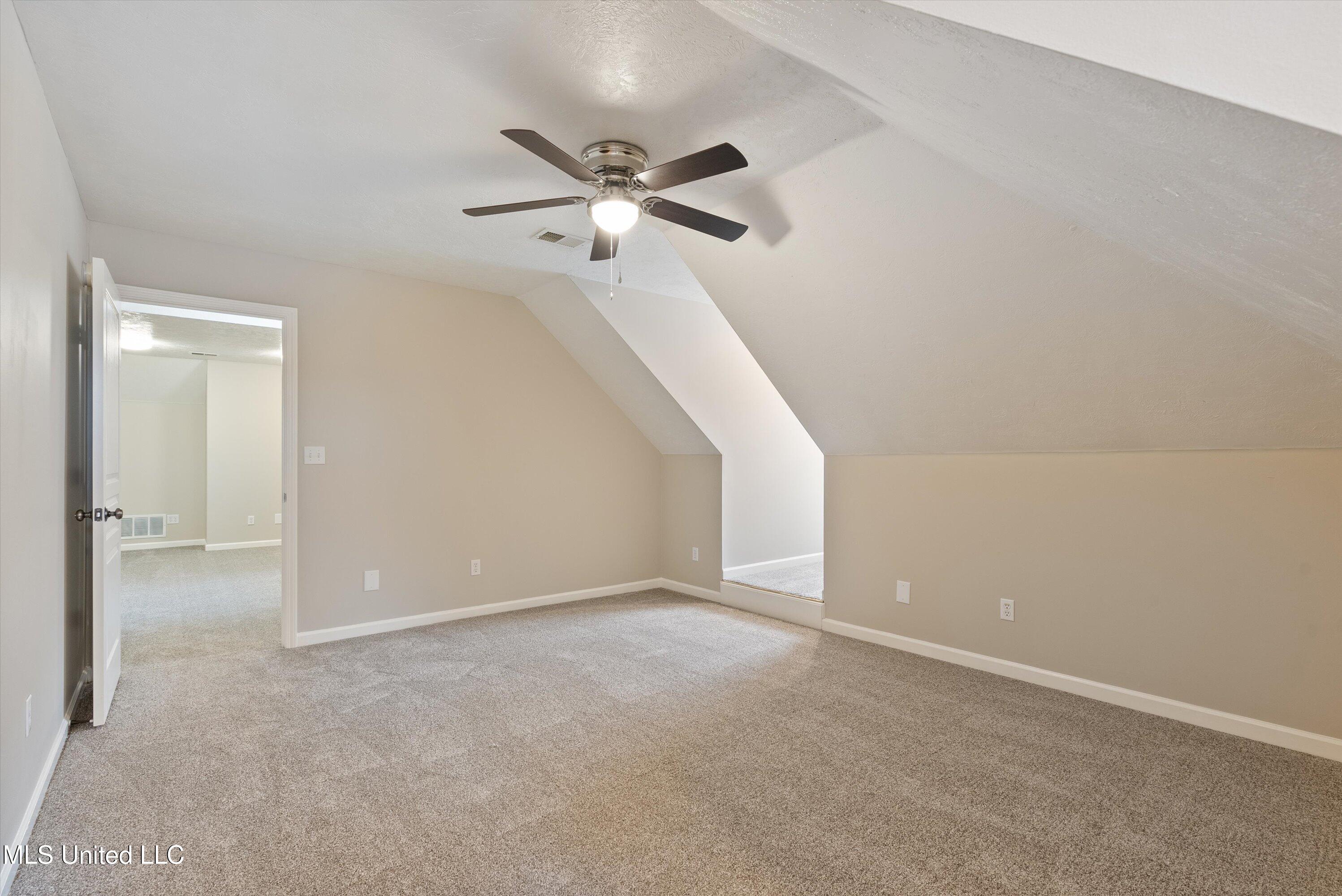 4854 Stone Cross Drive, Olive Branch, Mississippi image 30