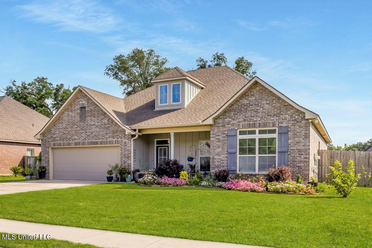 2006 Pelican Circle, Long Beach, Mississippi image 2