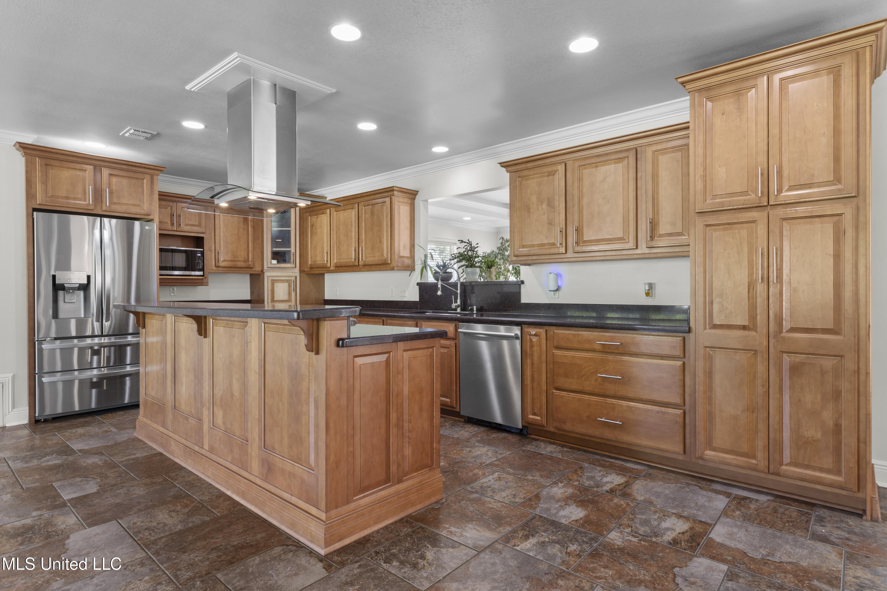 15208 C C Camp Road, Gulfport, Mississippi image 10