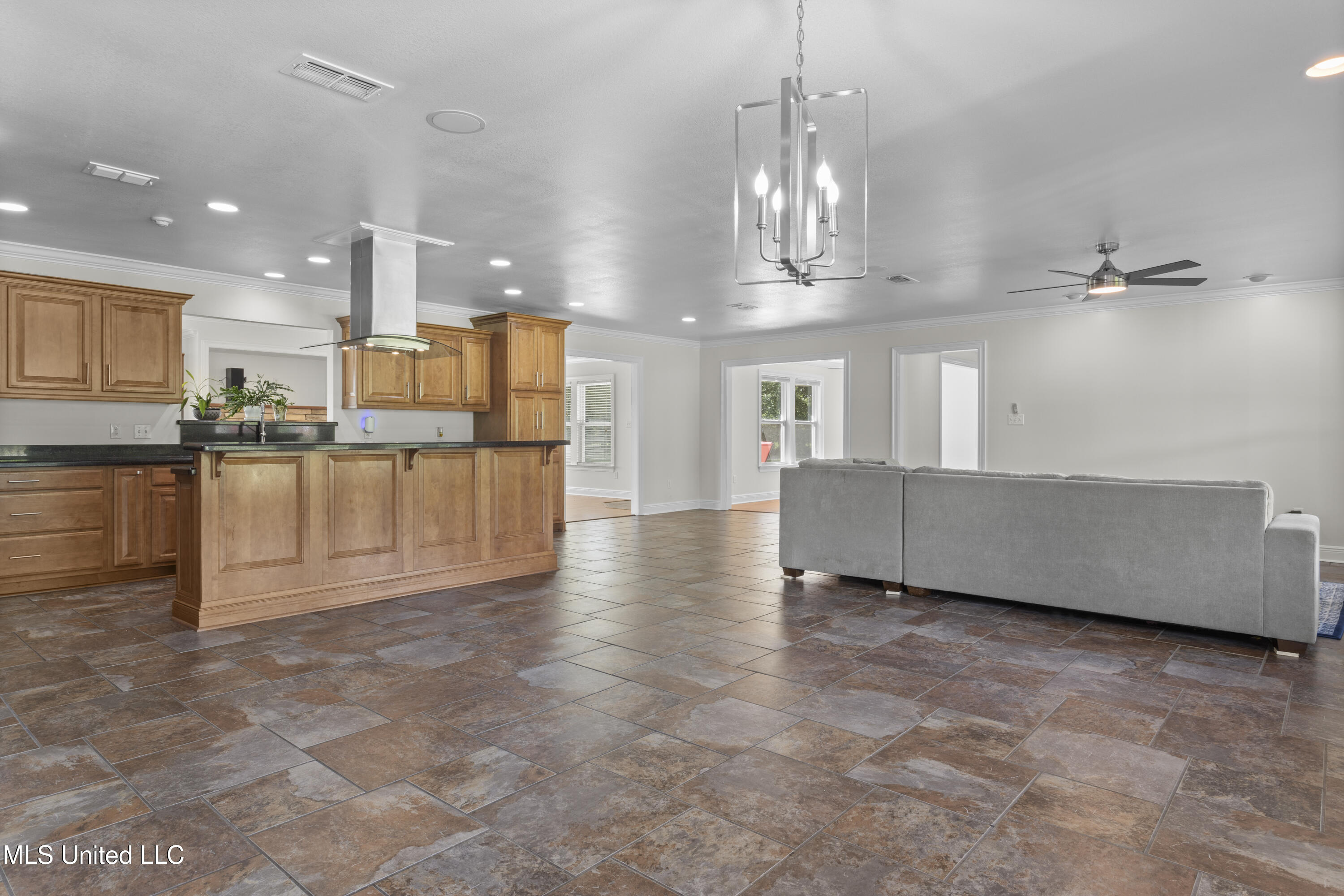 15208 C C Camp Road, Gulfport, Mississippi image 15