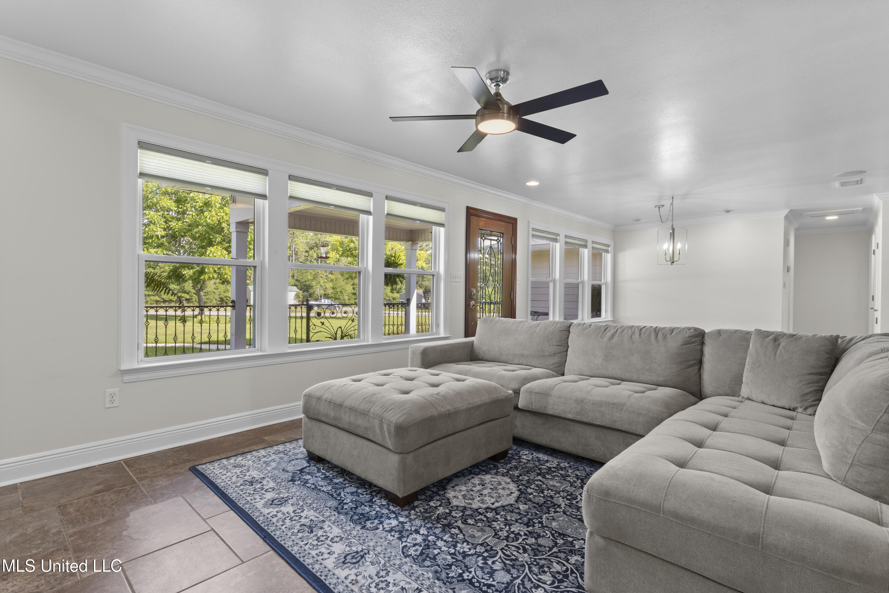 15208 C C Camp Road, Gulfport, Mississippi image 6