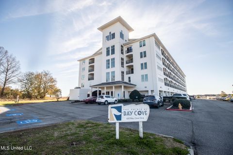 Condominium in Biloxi MS 630 Bay Cove Drive.jpg