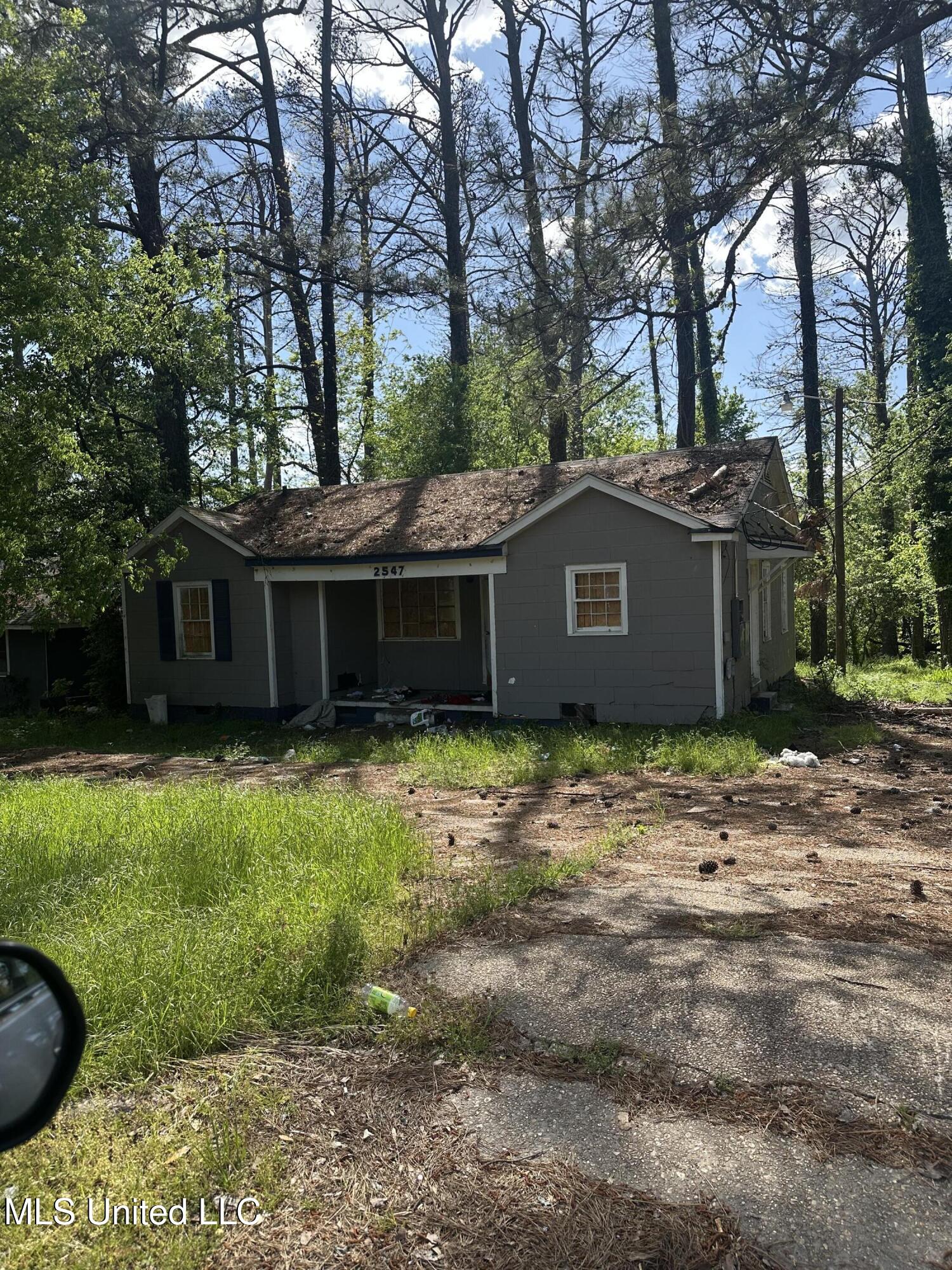 2547 Belvedere Drive, Jackson, Mississippi image 2
