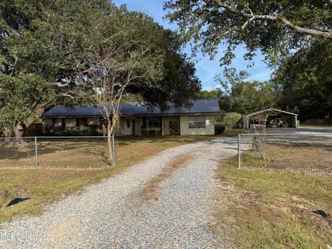 Homes For Sale - 21480 Highway 603<br/> Kiln, MS 39556
