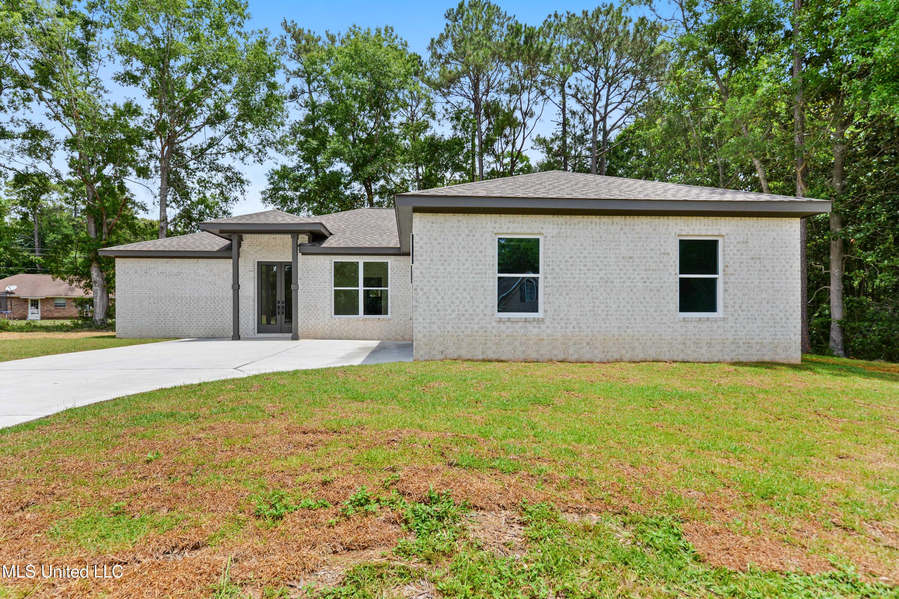 1810 Bonsecur Cove, Gautier, Mississippi image 4