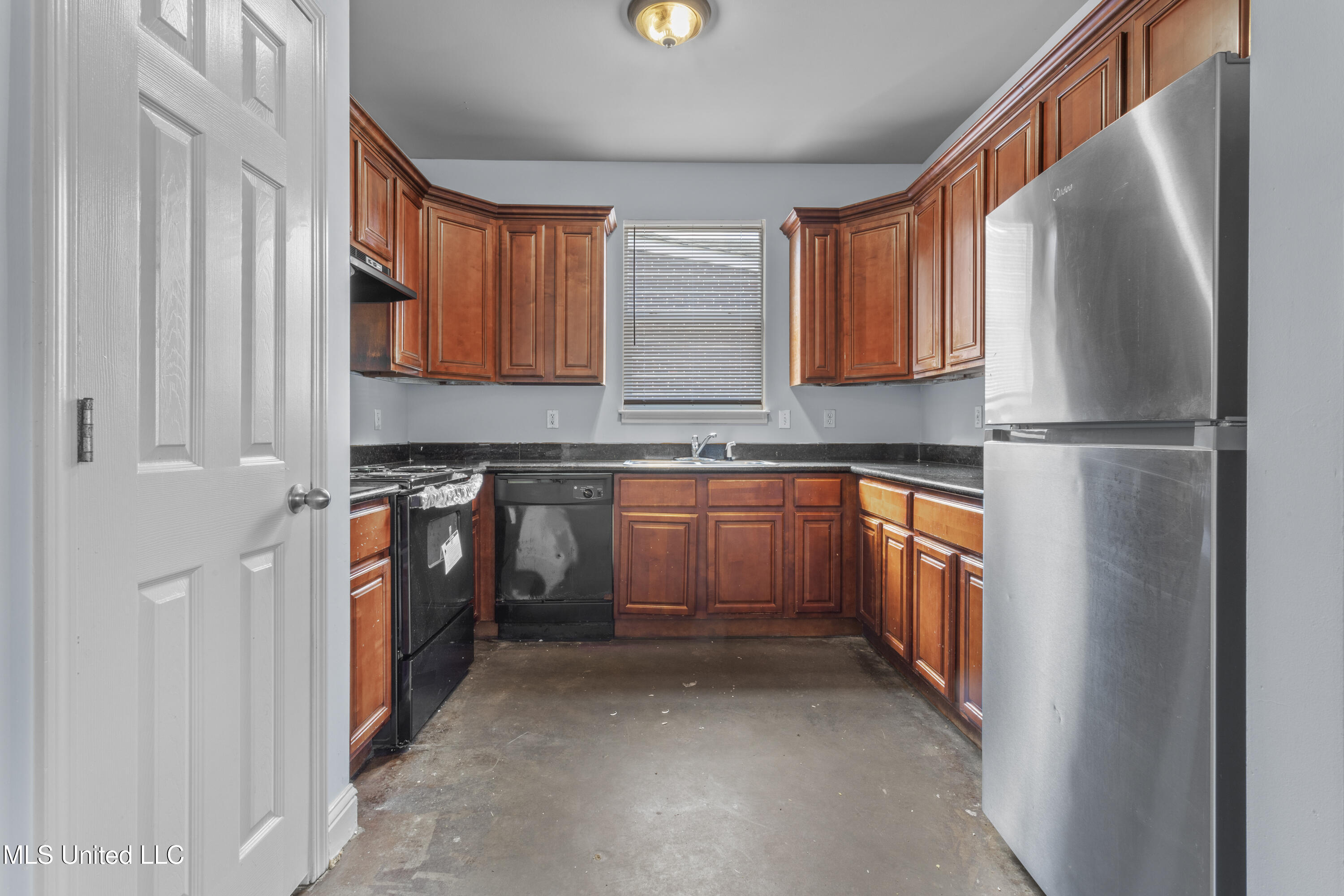 2948 Magnolia Court, Gulfport, Mississippi image 3