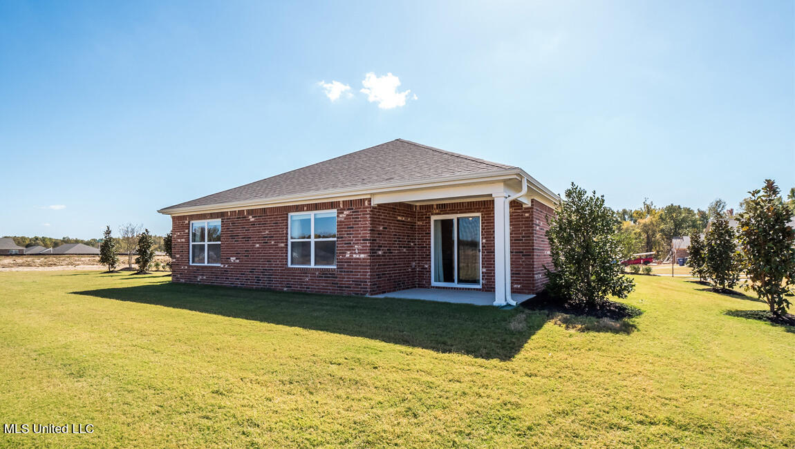 5380 Willow Oak Drive, Horn Lake, Mississippi image 14