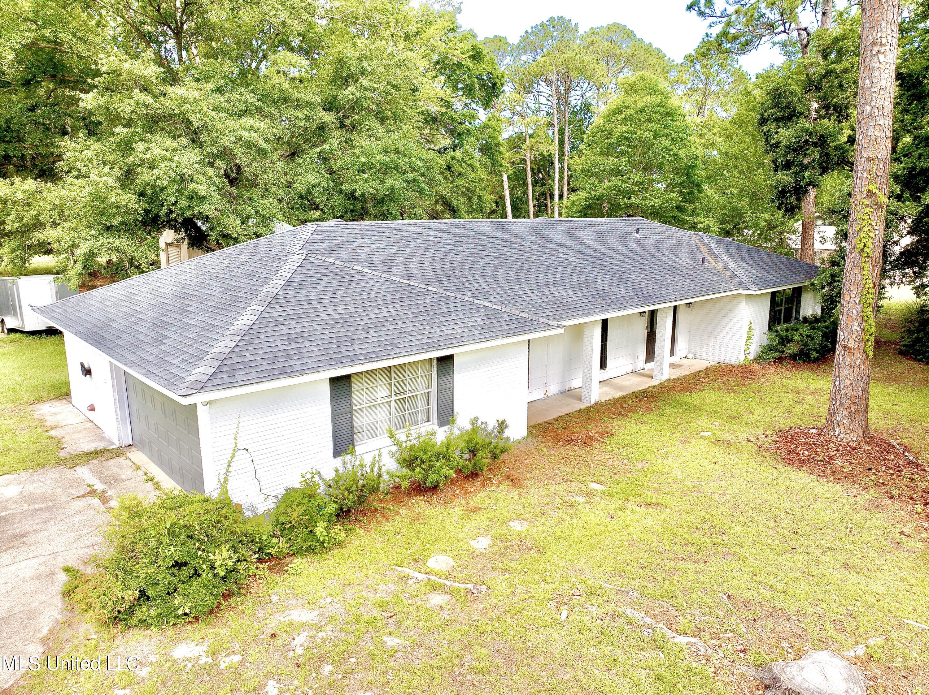 103 Braeburn Drive, Ocean Springs, Mississippi image 2