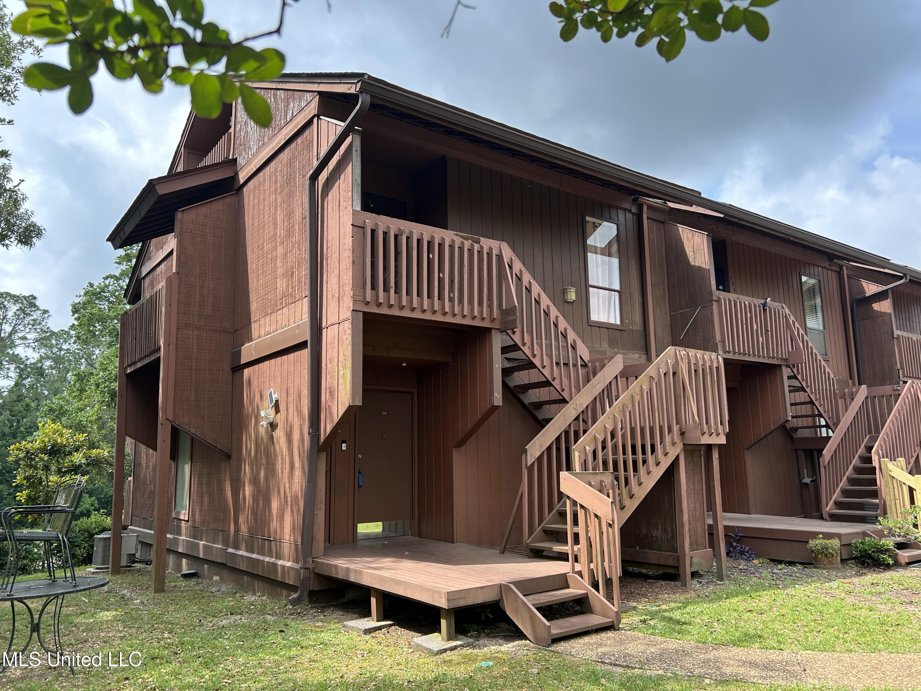 150 Lakeside Villa #J, Diamondhead, Mississippi image 3