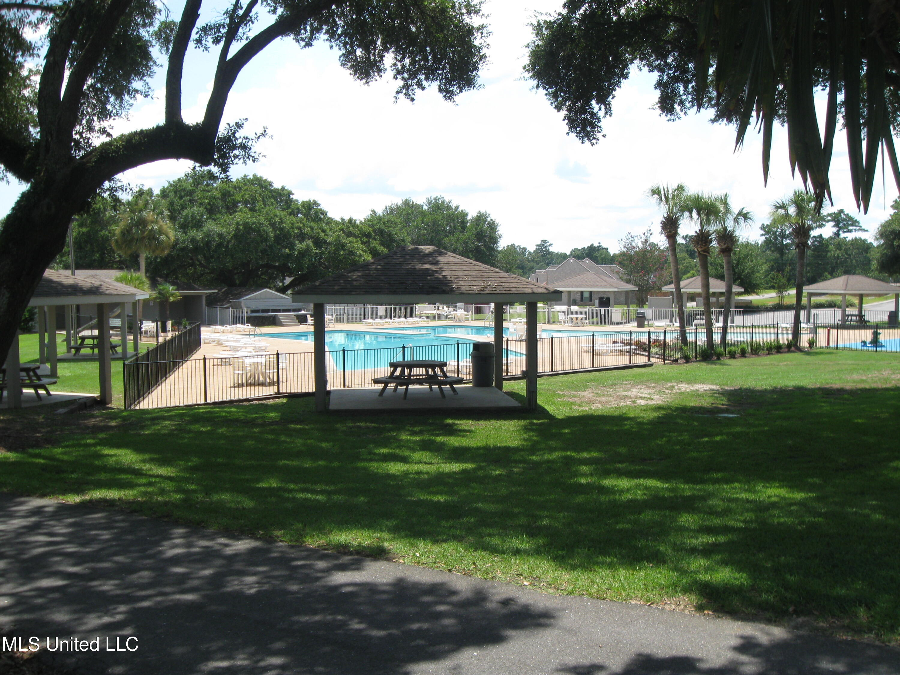 150 Lakeside Villa #J, Diamondhead, Mississippi image 24