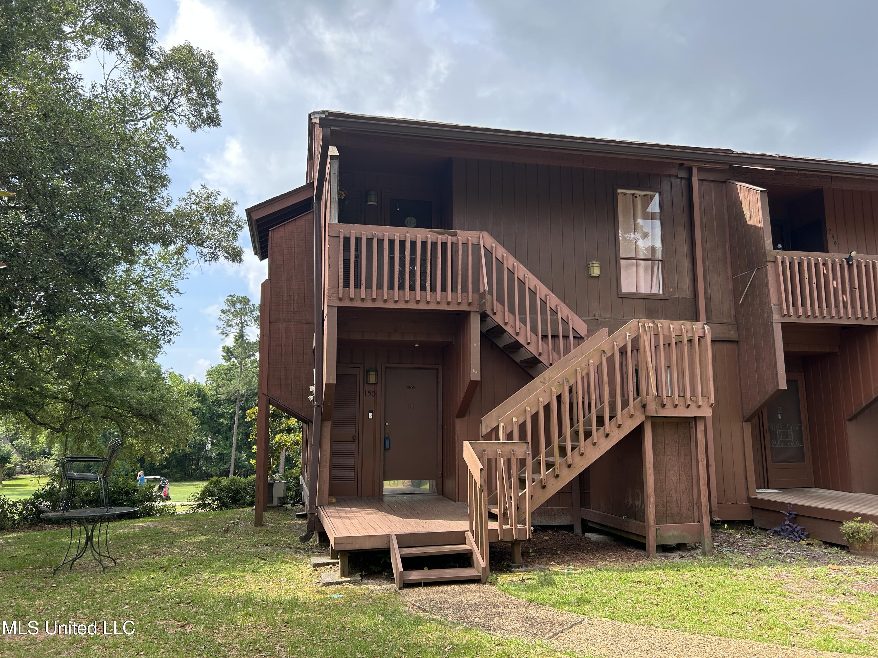 150 Lakeside Villa #J, Diamondhead, Mississippi image 1