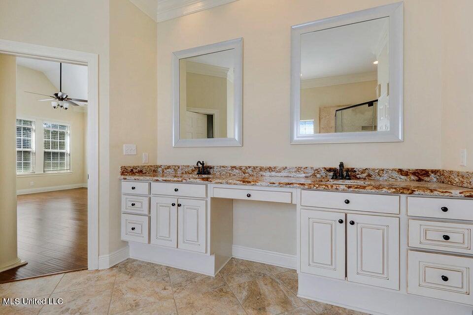 2013 Pointe Clear Drive, Biloxi, Mississippi image 13