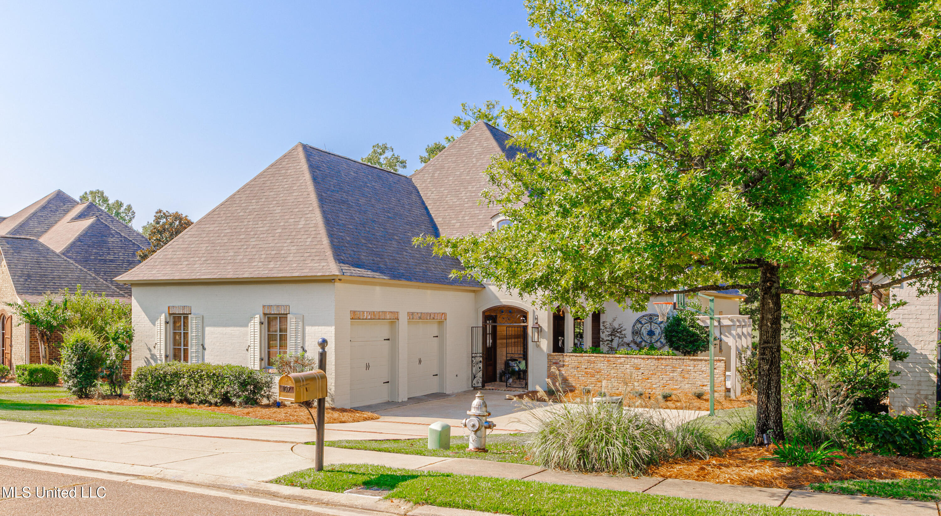 Madison, Mississippi 39110, United States, 4 Bedrooms Bedrooms, ,3 BathroomsBathrooms,Residential,Active,215529