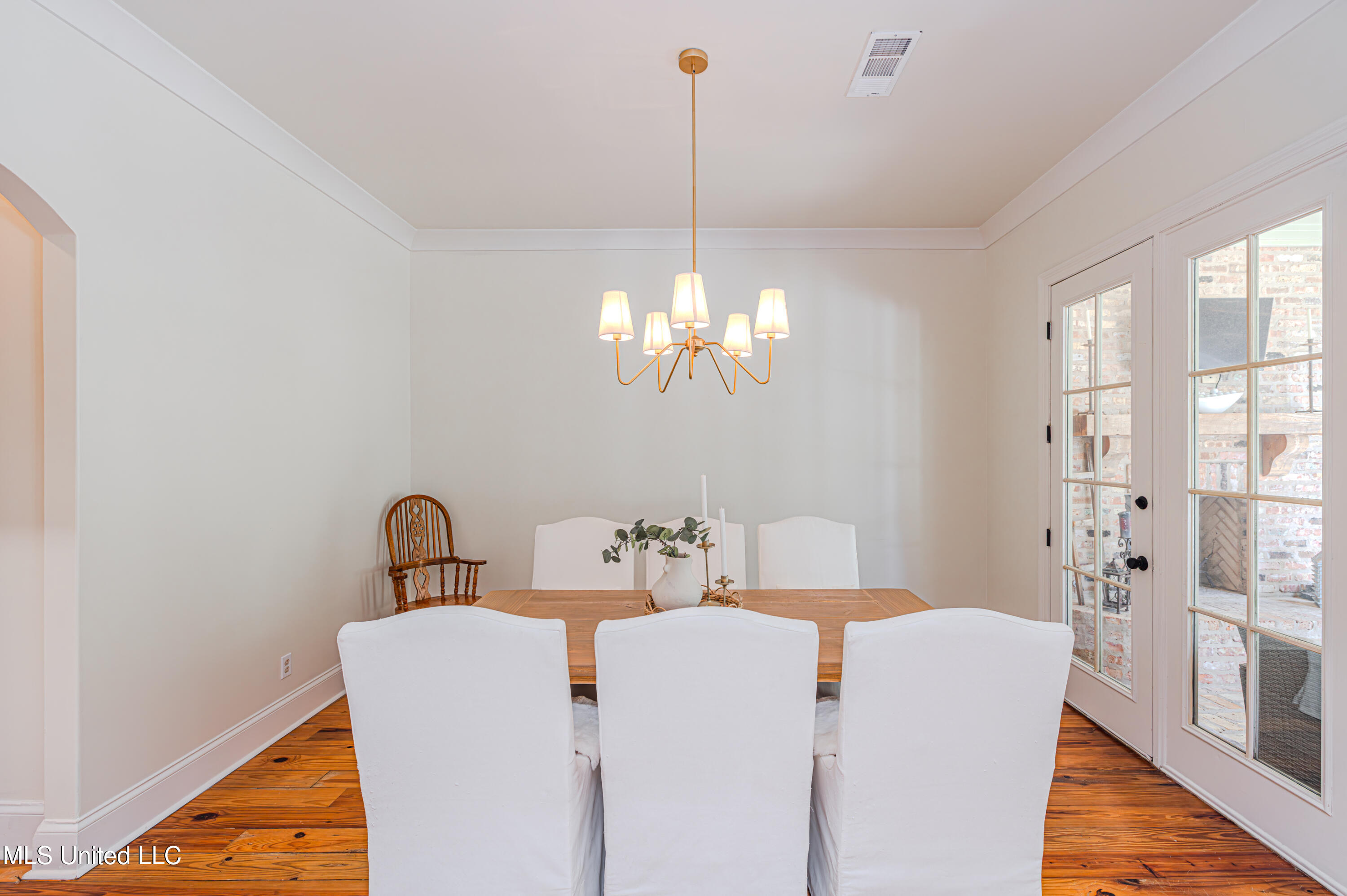 Madison, Mississippi 39110, United States, 4 Bedrooms Bedrooms, ,3 BathroomsBathrooms,Residential,Active,215529