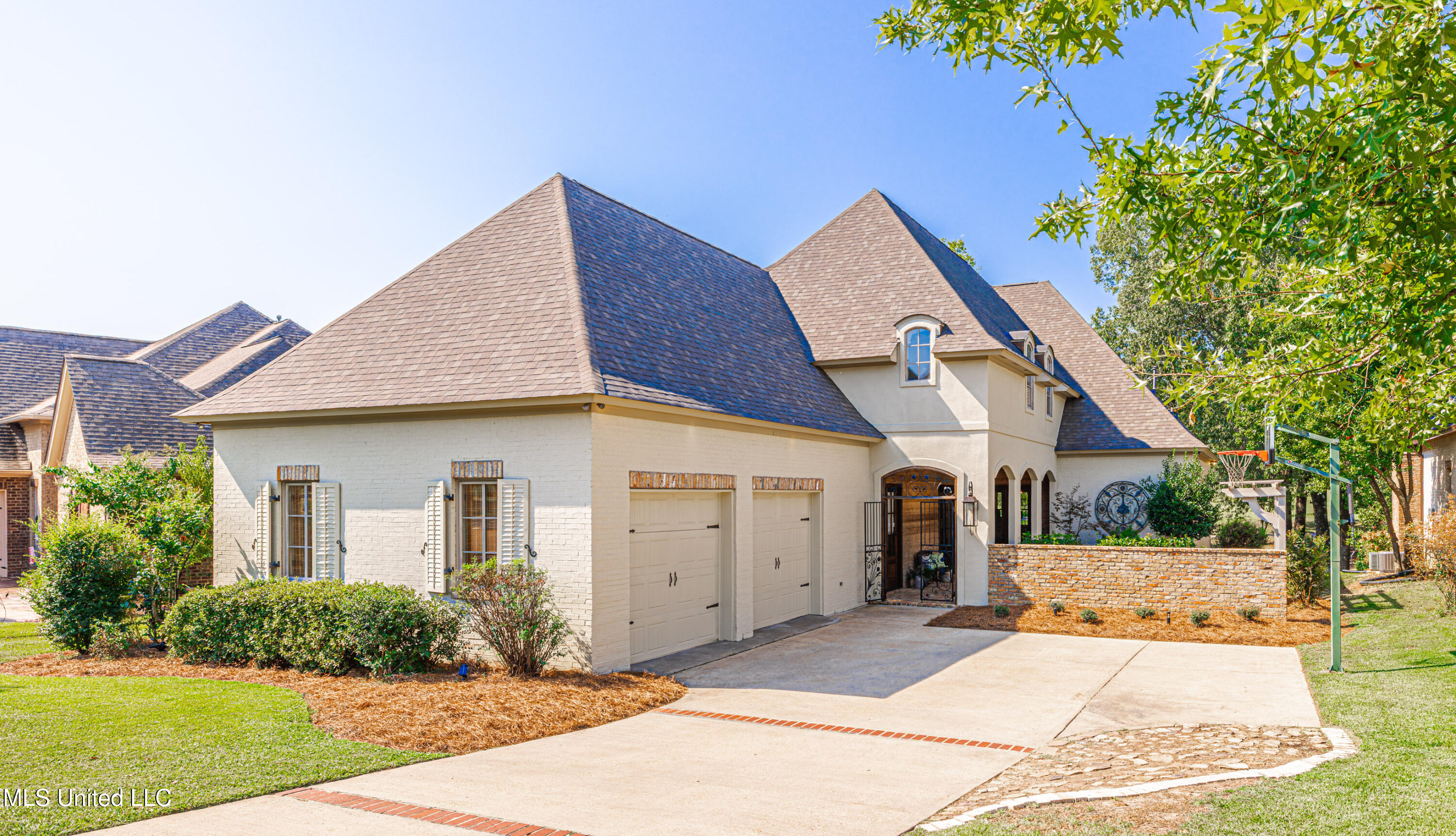 Madison, Mississippi 39110, United States, 4 Bedrooms Bedrooms, ,3 BathroomsBathrooms,Residential,Active,215529