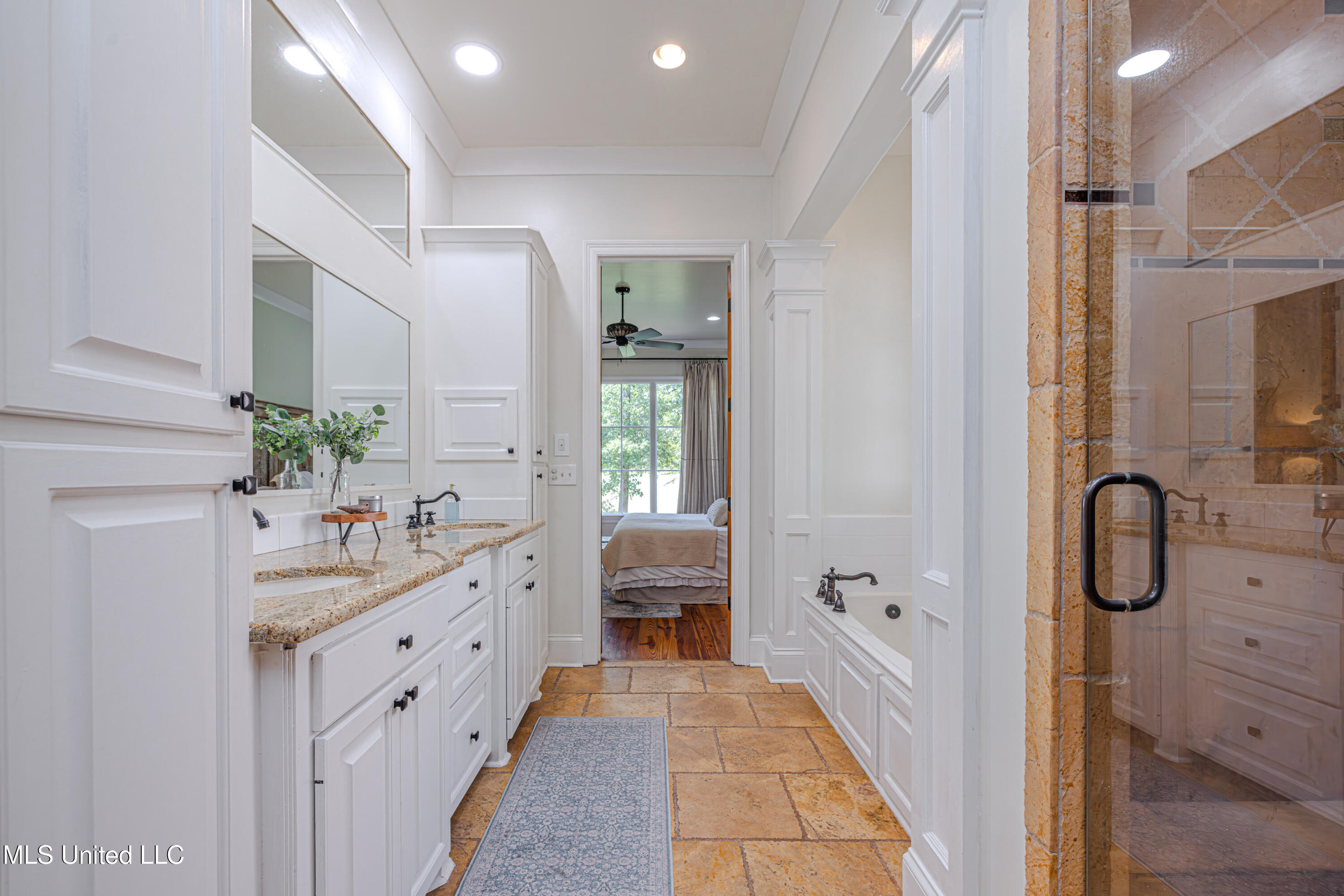 Madison, Mississippi 39110, United States, 4 Bedrooms Bedrooms, ,3 BathroomsBathrooms,Residential,Active,215529