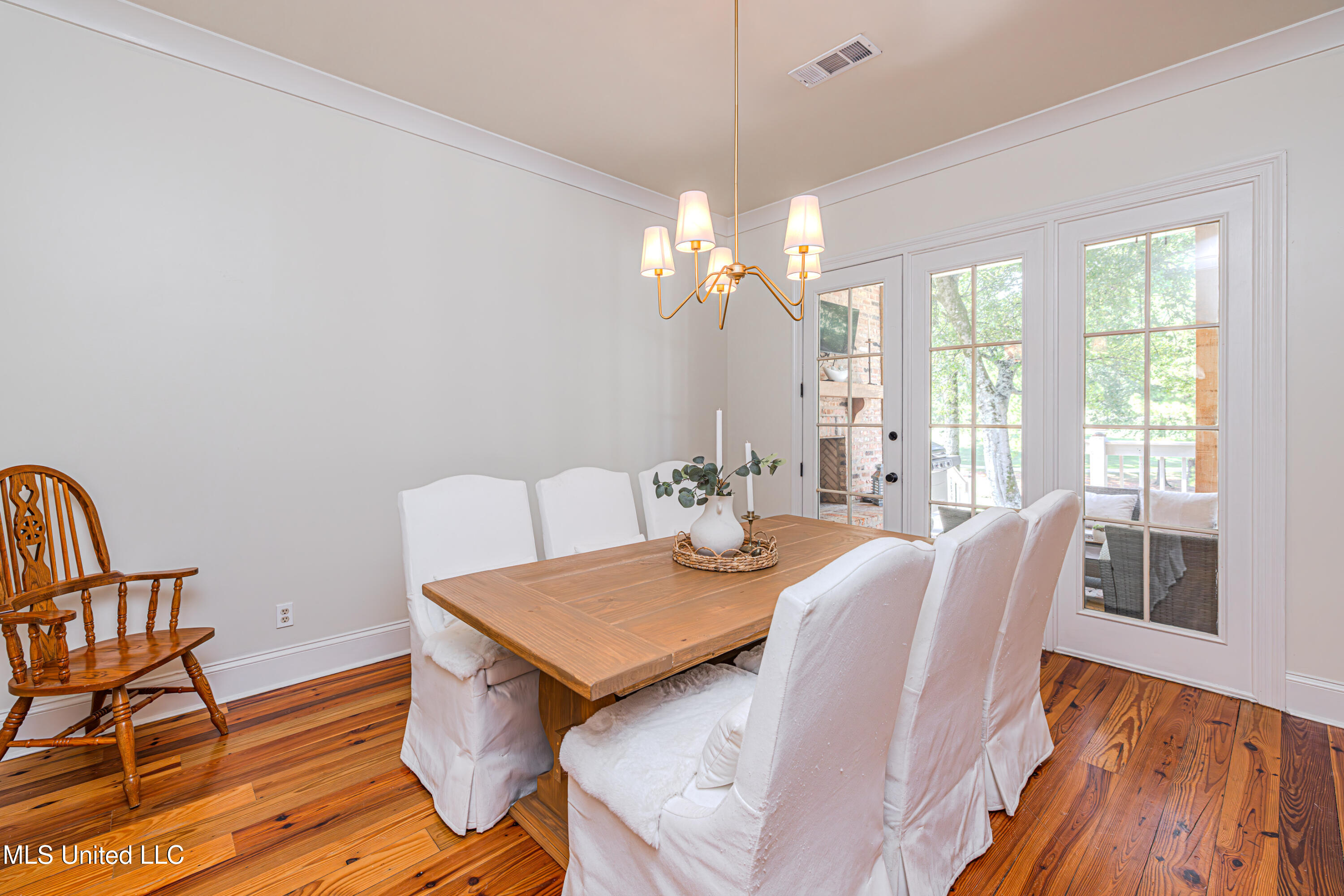 Madison, Mississippi 39110, United States, 4 Bedrooms Bedrooms, ,3 BathroomsBathrooms,Residential,Active,215529