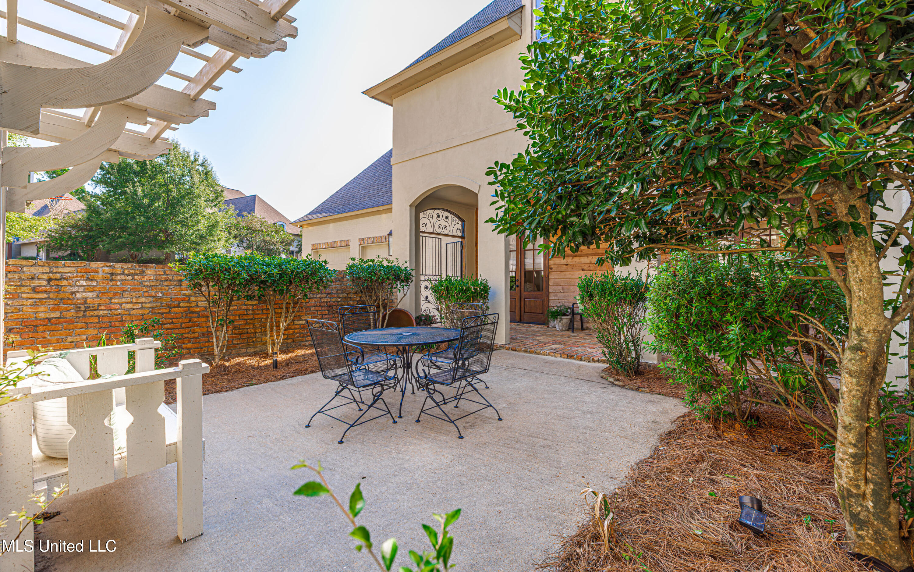 Madison, Mississippi 39110, United States, 4 Bedrooms Bedrooms, ,3 BathroomsBathrooms,Residential,Active,215529