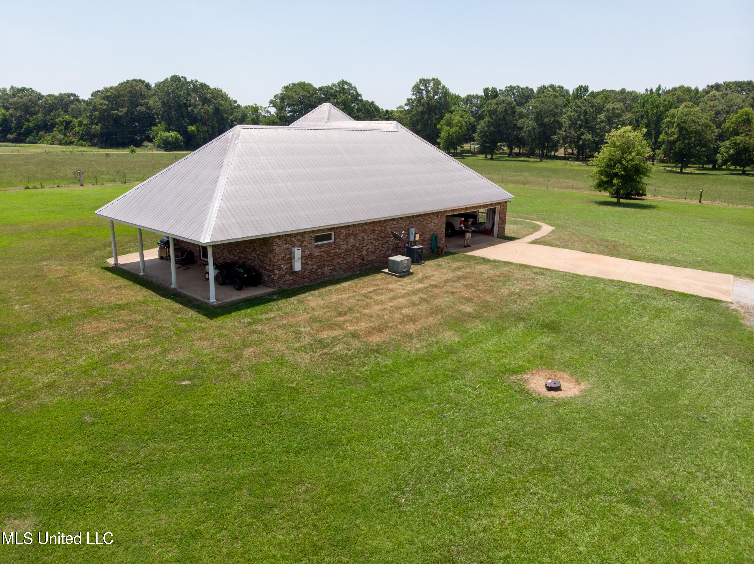 3148 Volley Campbell Road, Terry, Mississippi image 7