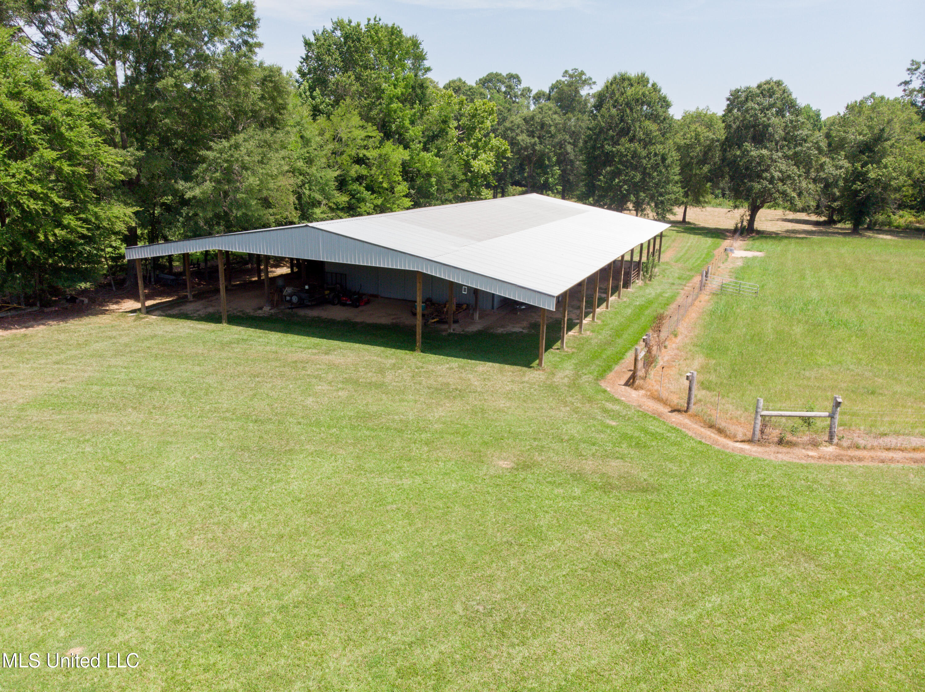 3148 Volley Campbell Road, Terry, Mississippi image 6