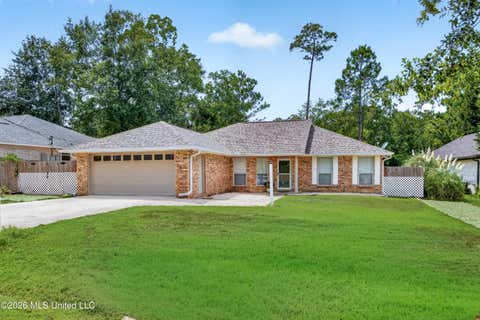 Homes For Sale - 79297 E Diamondhead Drive<br/> Diamondhead, MS 39525