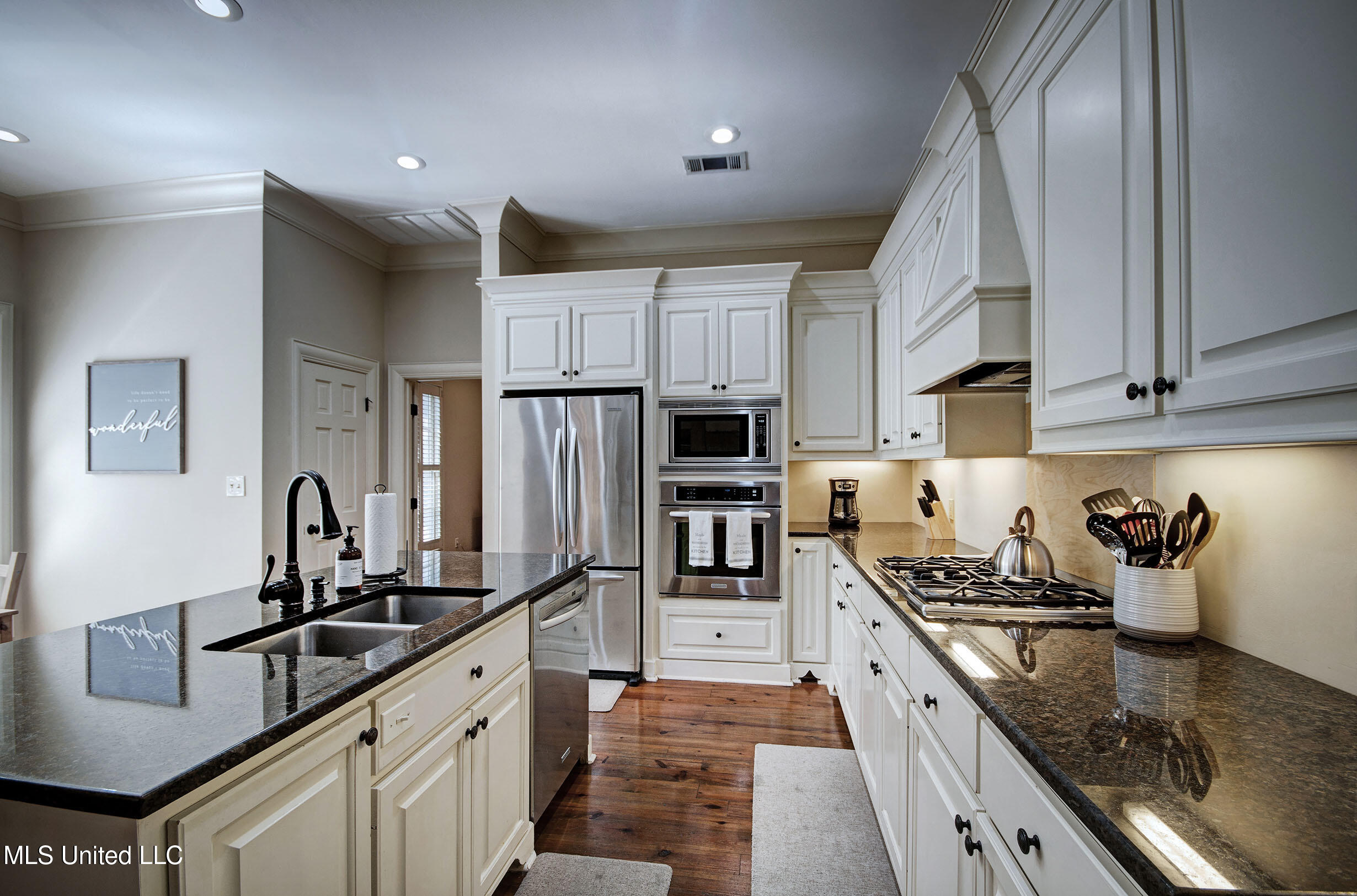 4203 Brussels Drive, Jackson, Mississippi image 12