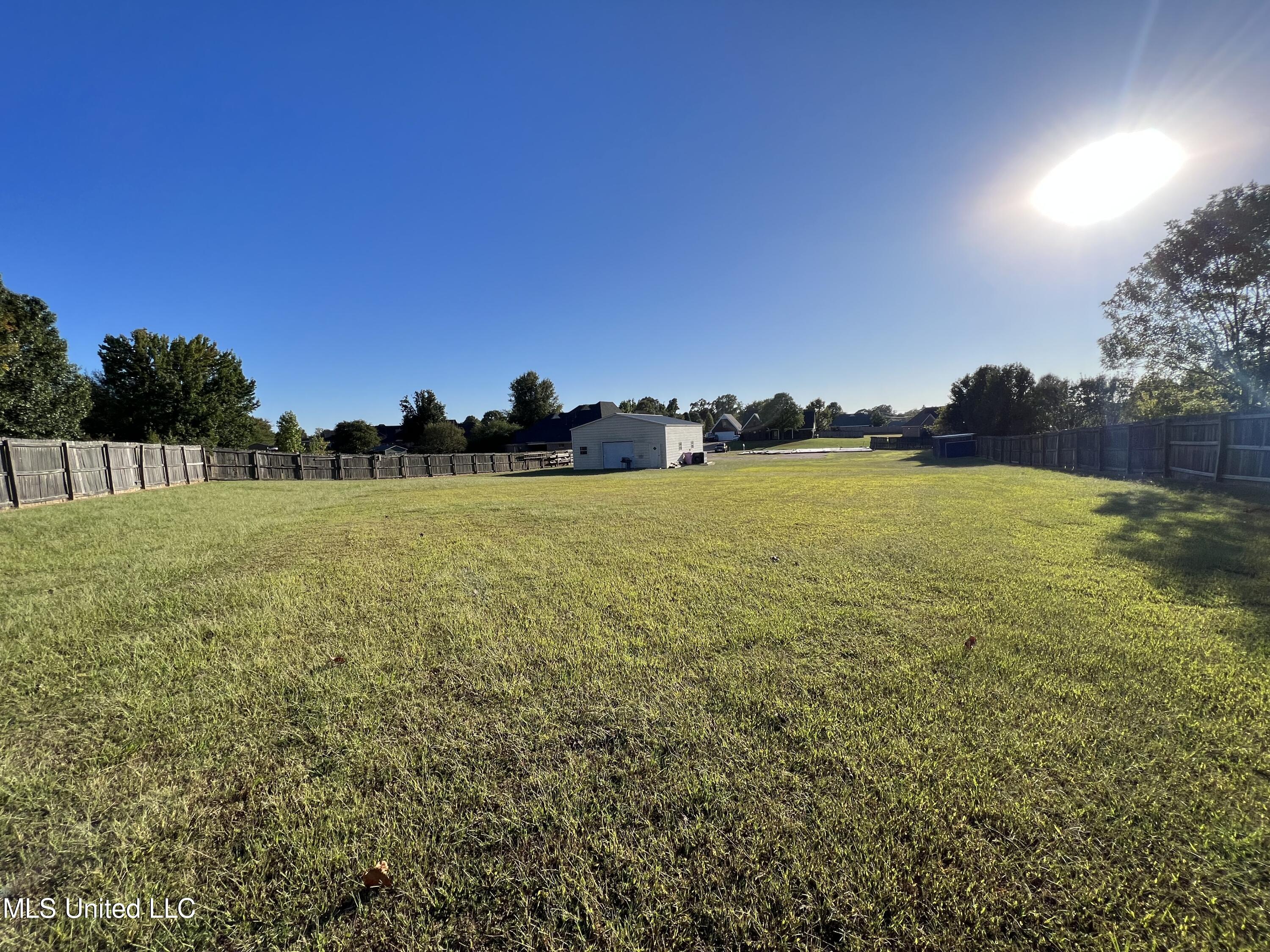 8090 E Shelburne Lane, Southaven, Mississippi image 8