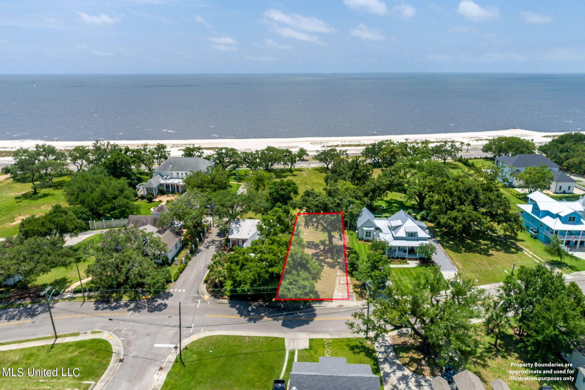 707 2nd Street, Gulfport, Mississippi image 2