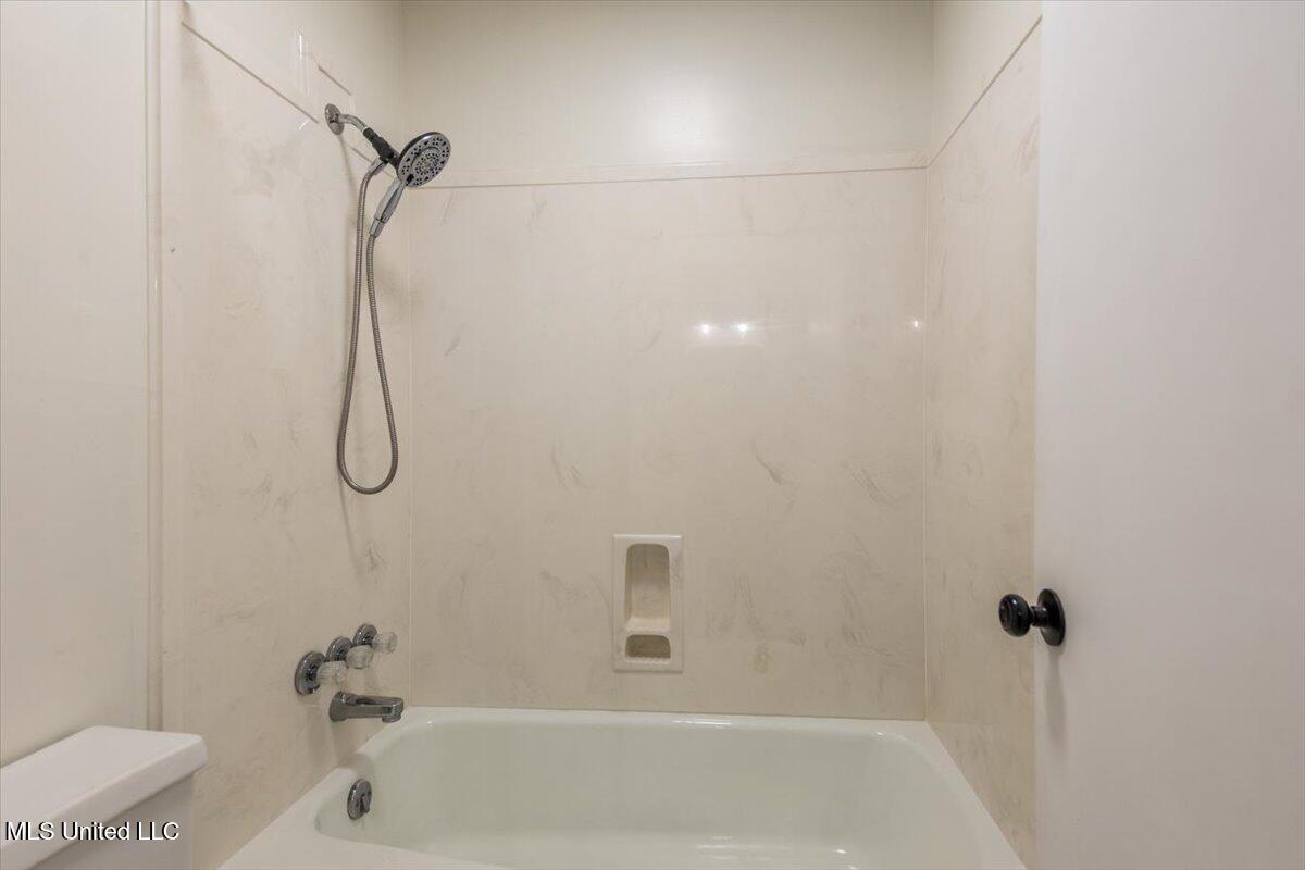 268 Tara Cove, Hernando, Mississippi image 32