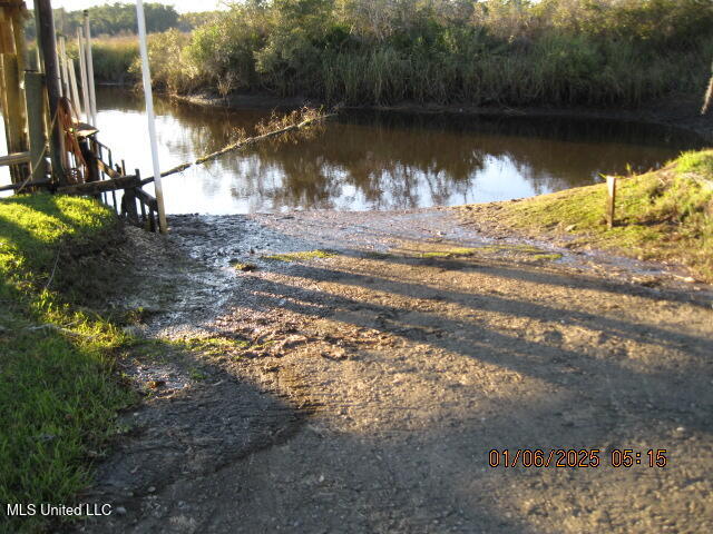 No Choctaw Street, Bay Saint Louis, Mississippi image 4