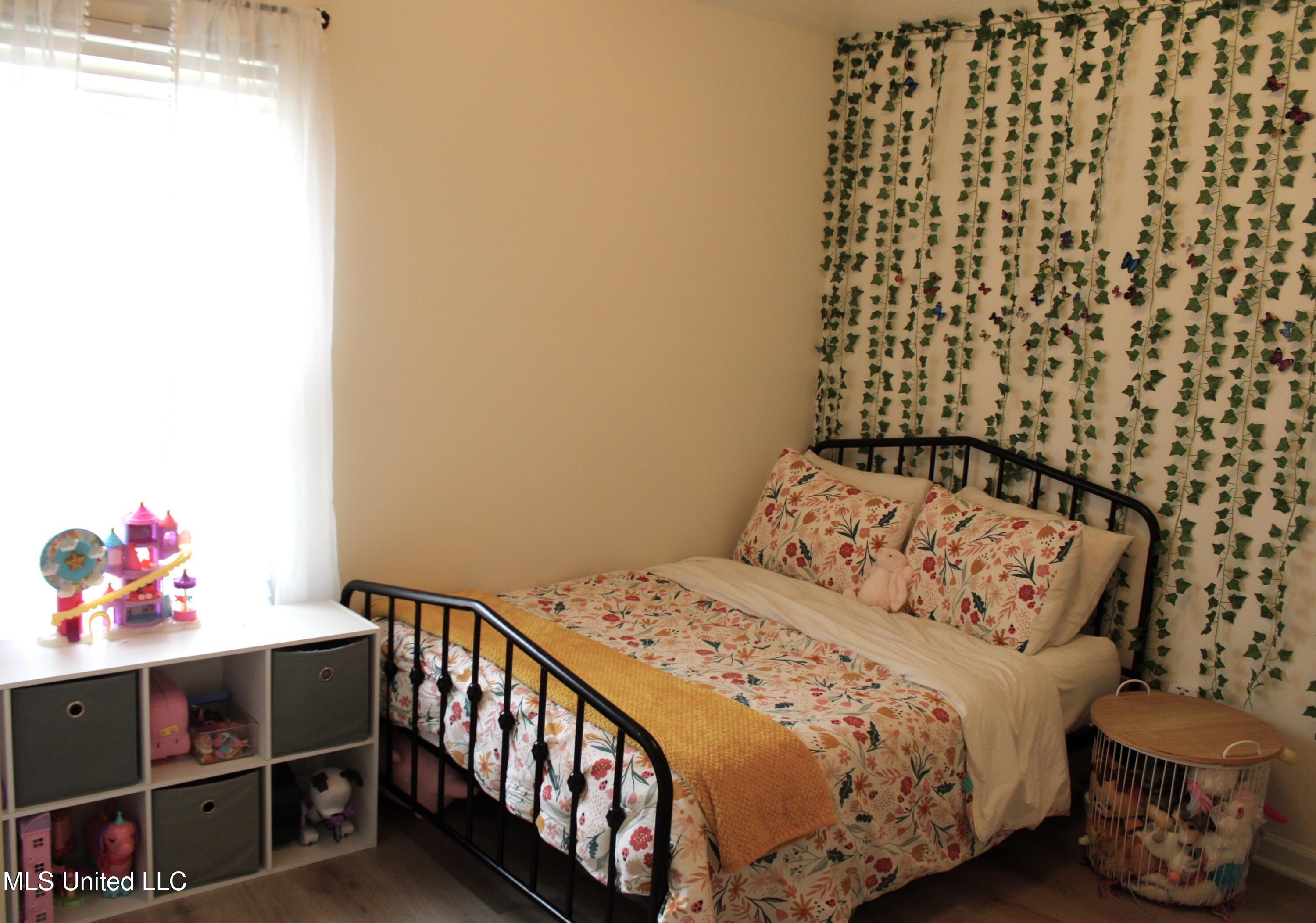 6904 Braybourne Main, Olive Branch, Mississippi image 19
