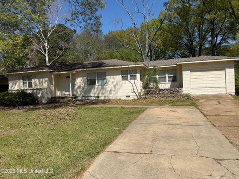 Homes For Sale - 340 Barnes Street<br/> Jackson, MS 39206