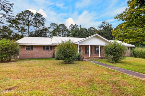 Homes For Sale - 140 Holleman Street<br/> Stone County, Wiggins, MS 39577