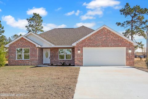 Homes For Sale - 21700 E Edgewood Drive<br/> Saucier, MS 39574